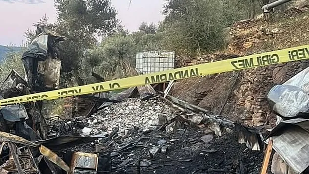 İzmir'in Bayındır ilçesinde ev yangını: 1 ölü, 1 yaralı