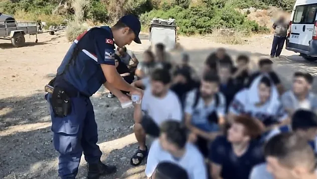 Jandarma'dan Göçmen Kaçakçılarına Darbe