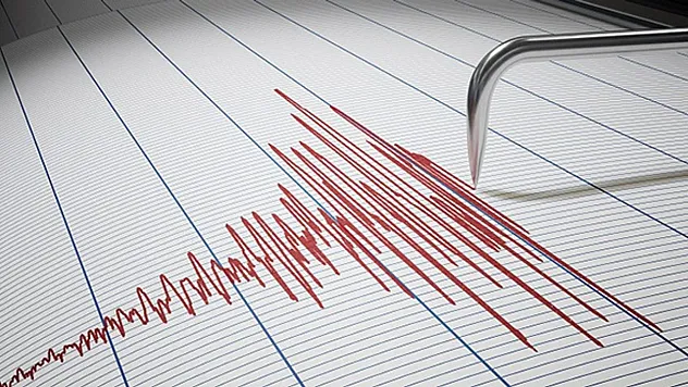 Karadeniz Ve Akdeniz'de Aynı Akşam Meydana Gelen İki Deprem Dikkatleri Bölgeye Çevirdi