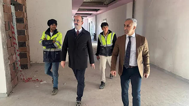 Kaymakam Sungur, TOKİ Bölgesindeki Okul İnşaatlarını İnceledi