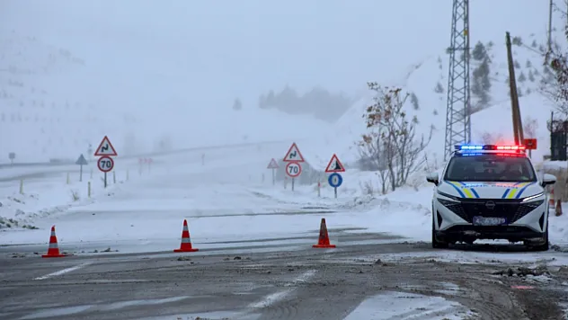 Kayseri-Malatya Yolunda Kar Engeli!