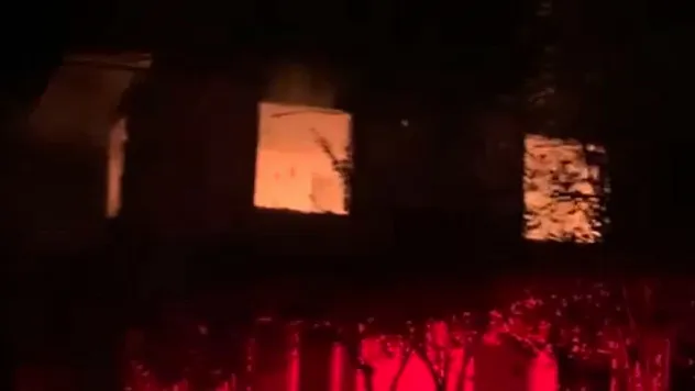 Kiracısının ölümüne neden olan ev sahibinin evi yandı