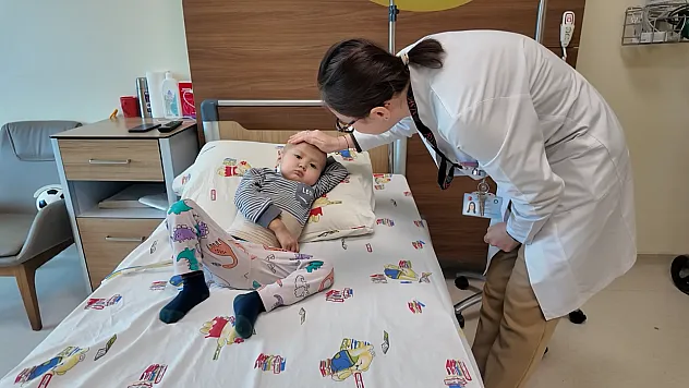 Kırgızistan'dan Malatya'ya Uzanan Umut Yolculuğu: Babasının Ciğeriyle Hayata Tutundu!