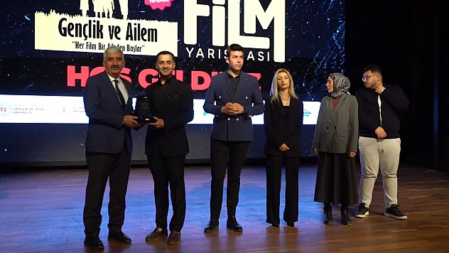 Kısa Film Yarışmasında Ödüller Sahiplerini Buldu! ERTV'ye Teşekkür Ödülü!