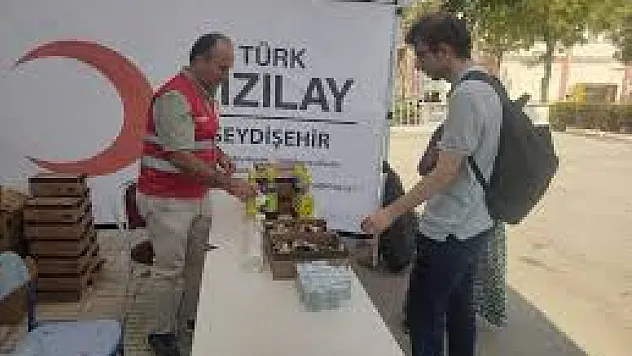 Kızılay Seydişehir'den Üniversite Öğrencilerine Anlamlı Karşılama: İkram Çadırı Büyük İlgi Gördü