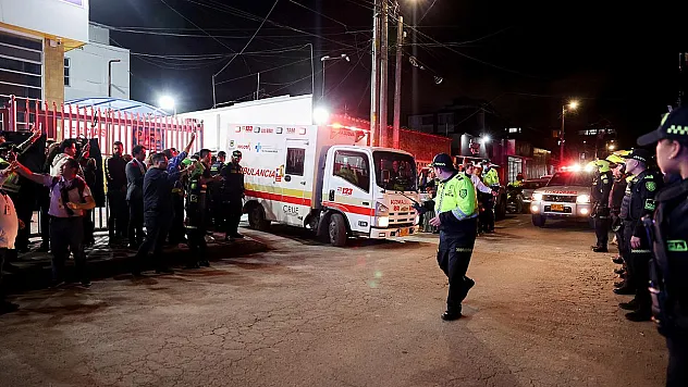 Kolombiya'da Yol Ayrımında Katliam! Çocuklar da Dahil 14 Kişi Can Verdi