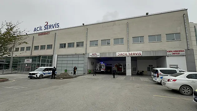 Kudüs Caddesi'nde Otomobil Yayaya Çarptı: 39 Yaşındaki Dere Hayatını Kaybetti