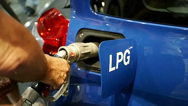 LPG'ye Zam Kapıda: Sürücülere 'Depoları Doldurun' Uyarısı