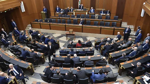 Lübnan'da Genel Af Yasası Kabul Edildi!