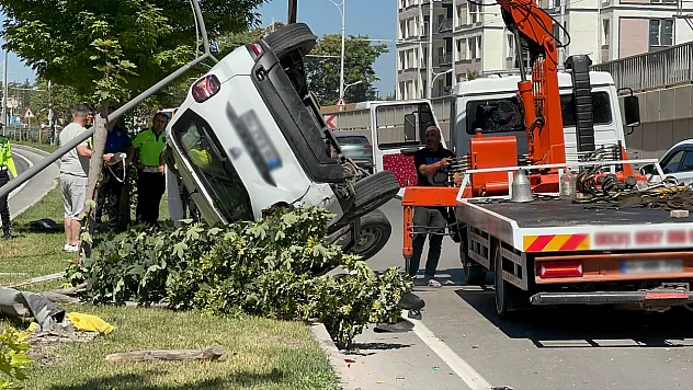 Malatya Battalgazi Alt Geçidi'nde Kaza! 3 Kişi Yaralandı