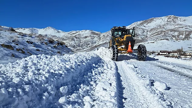 Malatya Buzlanma Nedeniyle Okullara Mola!