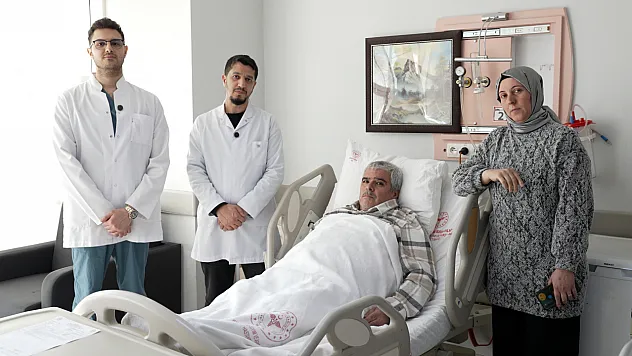 Malatya'da 130 Kiloluk Hastadan 20 Santimetrelik Dev Kitle Çıkarıldı!