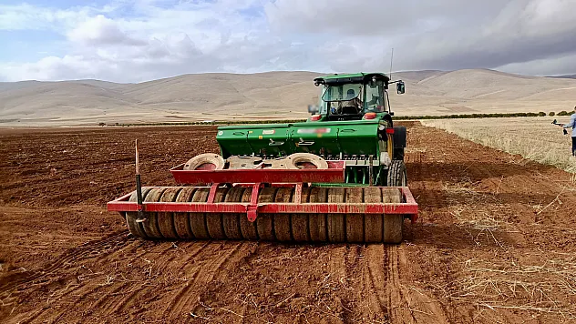 Malatya'da 2027 Hasadı İçin Tarlalara İndiler!