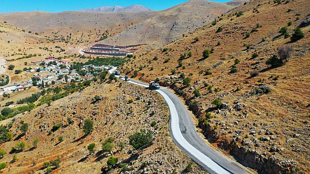 Malatya'da 6 Mahalle İçin Çalışma! 55 Kilometrelik Yol Yenileniyor