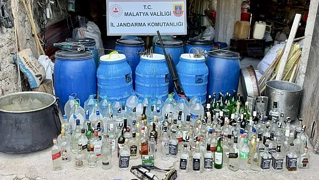 Malatya'da Bin 230 Litre Kaçak Rakıya Darbe