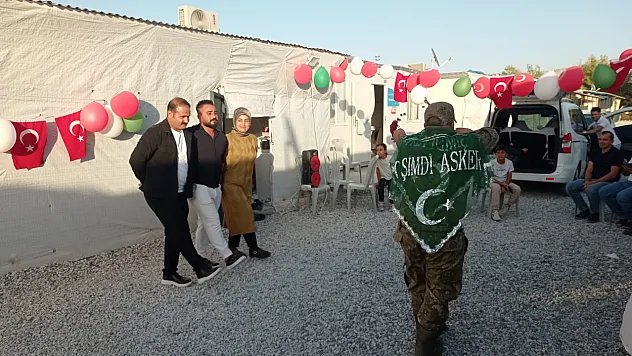 Malatya'da Down Sendromlu Genç İçin Asker Kınası