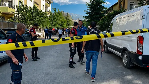 Malatya'da Eşini Ve Kızını Öldüren Bir Kızını Yaralayan Baba Tutuklandı!
