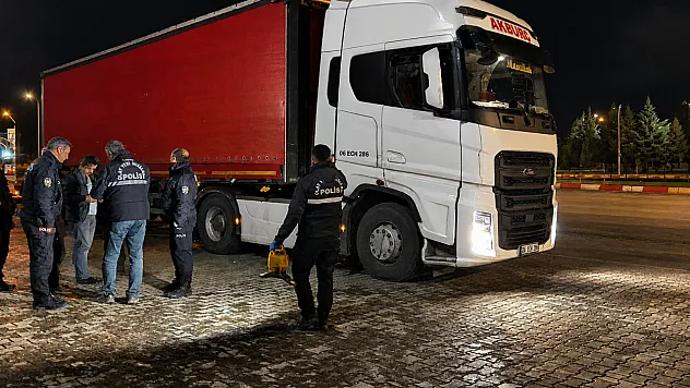 Malatya'da Feci Kaza! Tırın Çarptığı Yaya Kurtarılamadı