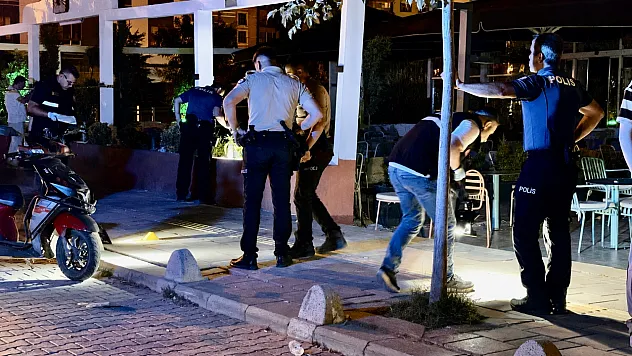 Malatya'da Gece Yarısı Silahlı Saldırı! Kafeye Kurşun Yağdırdı, İşletme Sahibi Yaralandı