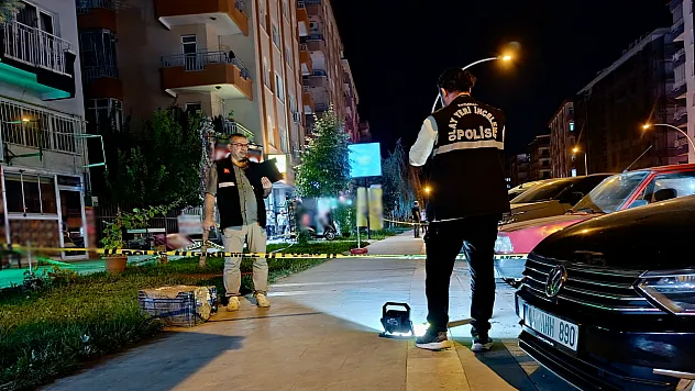 Malatya'da İki Kişi Arasındaki Tartışma Bıçaklı Kavgaya Dönüştü!