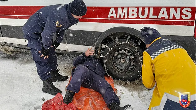 Malatya'da Kar Yağışı 20 Araçta 73 Kişi Kurtarıldı!