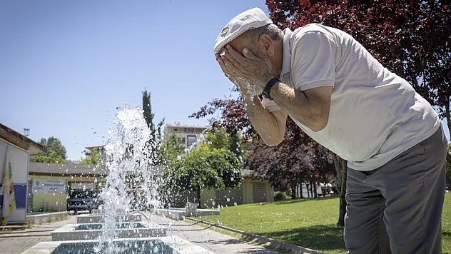 Malatya'da Kavurucu Sıcaklar Hayatı Olumsuz Etkiliyor
