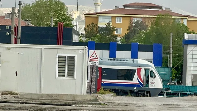 Malatya'da Korkunç İş Kazası! İki Vagon Arasında Kalan İşçi Ağır Yaralandı