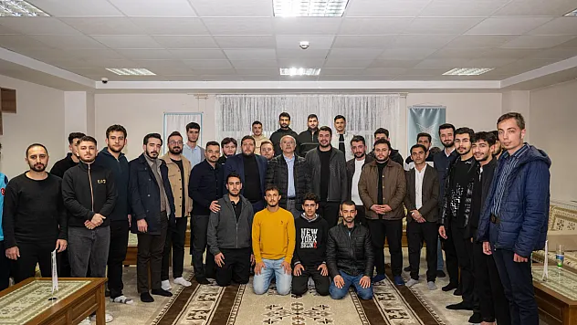 Malatya'da Kütüphanelerde Sınırsız Çay ve Çorba Dönemi Başlıyor!