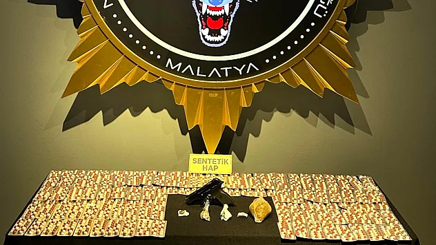 Malatya'da Nefes Kesen Operasyon: Uyuşturucu ve Tabanca Ele Geçirildi, 5 Şüpheli Gözaltında