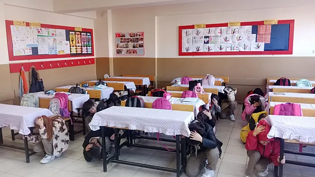 Malatya'da Öğrenciler Afetlere Karşı Hazırlanıyor