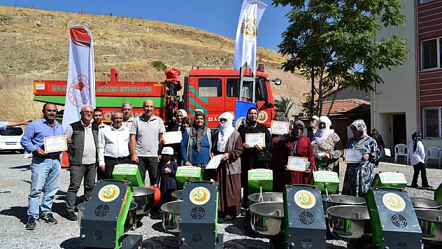 Malatya'da 12 Aileye ORKÖY ile Makina Desteği