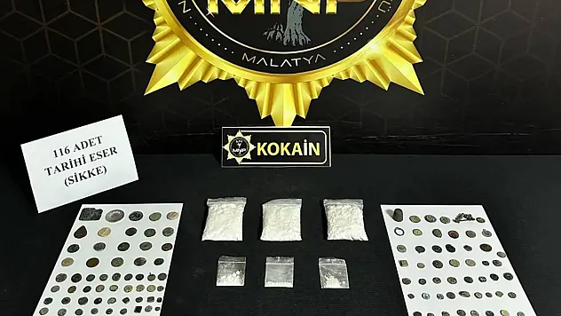 Malatya'da Sokak Satıcılarına Yönelik Düzenlenen Operasyonda Uyuşturucu Ve Sikke Ele Geçirildi