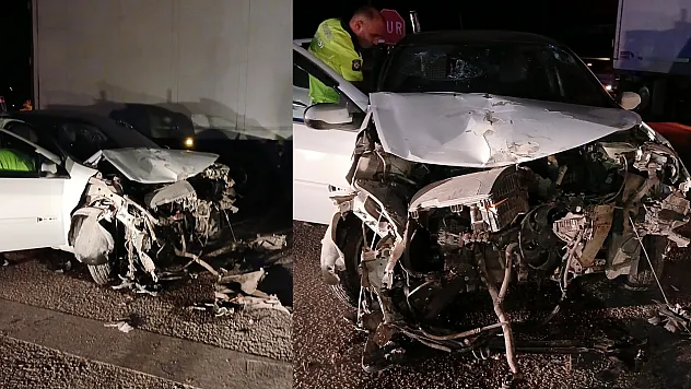 Malatya'da TIR ve otomobil çarpıştı: 3 yaralı