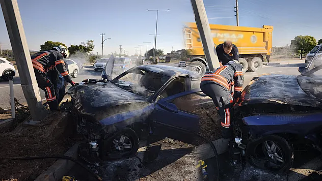 Malatya'da Trafik Kazası Sonrası Araçta Yangın Çıktı!