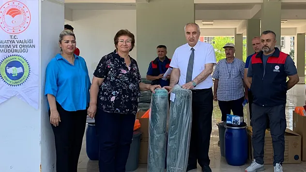 Malatya'da Üreticilere Tarımda Kaliteyi Artıracak Ekipmanlar Dağıtıldı!
