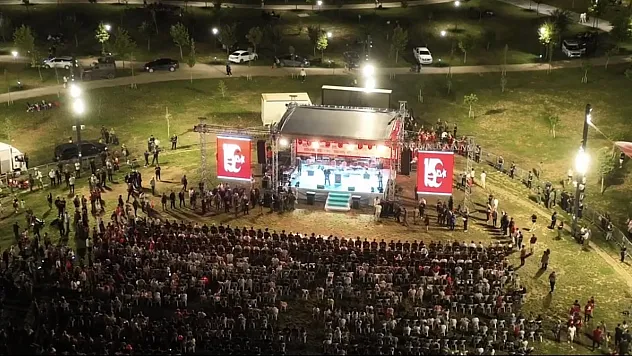 Malatya'da Vatandaşlar 15 Temmuz Anma Programında Bir Araya Geldi