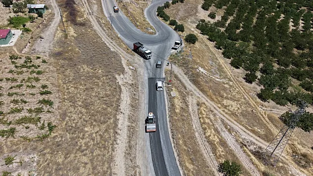 Malatya'da Yarımcahan Mahallesi'nde Yol Yenileme Çalışması!