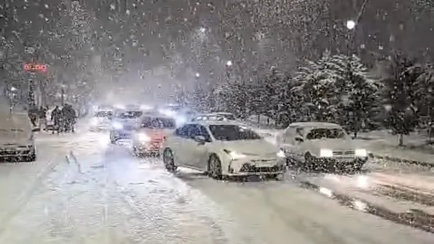 Malatya'da Yoğun Kar Yağışı Ulaşımı Etkiledi