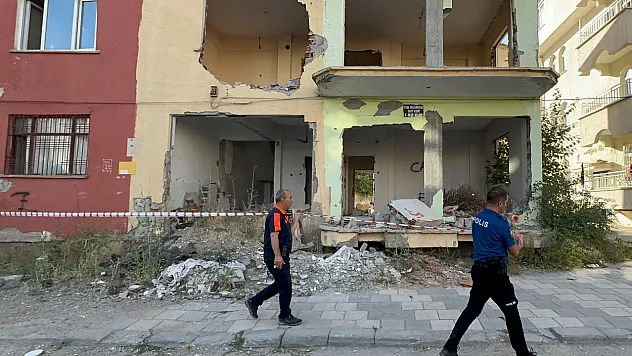 Malatya'daki Depremin Ardından Peş Peşe Tahliyeler!
