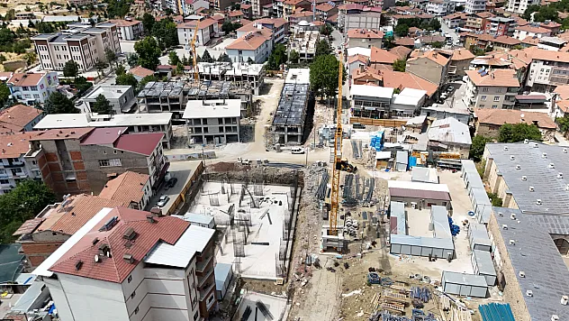 Malatya Hekimhan'da Değişim Hızlandı! Yeni Çarşı Gün Geçtikçe Yükseliyor