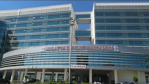 Malatya İnönü Caddesi'nde Bıçak Darbesi Ölüm Getirdi