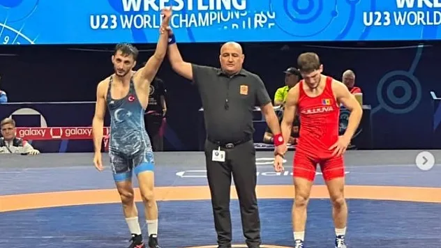 Malatya'lı Sporcu Nefes Kesen Karşılaşmayla Dünya Üçüncülüğünü Elde Etti