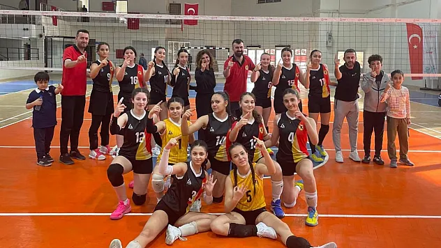 Malatya'nın Sultanları Durdurulamıyor!  Filenin Prensesleri Türkiye Finallerinde