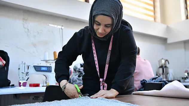 Malatya Yeşilyurt'ta Kurslarda Hem Sanat Hem Kazanç Var!