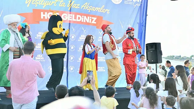 Malatya Yeşilyurt'ta Yaz Coşkusu Başladı! Beylerderesi'nde Binlerce Kişi Aynı Etkinlikte Buluştu