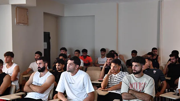 Malatya Yeşilyurtspor'da Değişen Kurallar İçin Eğitim!