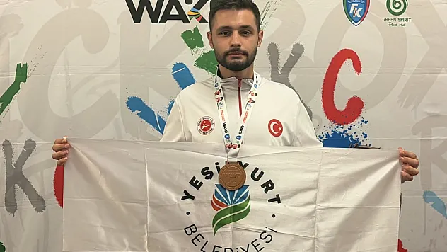 Malatyalı Genç İtalya'da Tarih Yazdı! Dünya Üçüncüsü Oldu