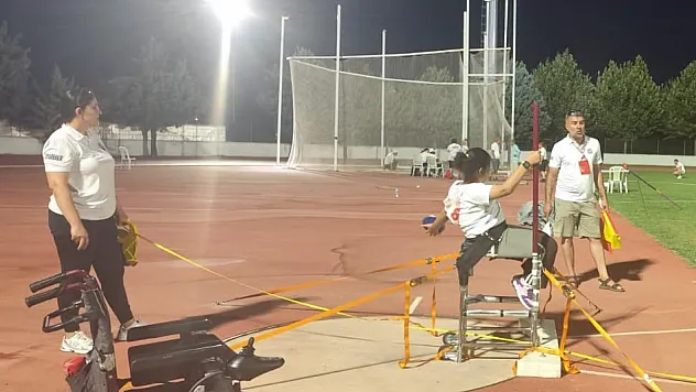 Malatyalı Genç Sporcudan Türkiye Şampiyonası'nda Çifte Zafer!