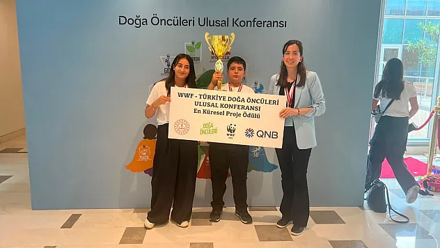 Malatyalı Öğrencilerden Başarı! Ulusal Konferansta Ödül Kazandılar