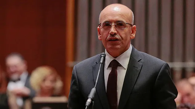 Maliye Bakanlığı'ndan Sahte Belgeyle Mücadeleye Yeni Dönem: Ceza Üç Katına Çıkıyor
